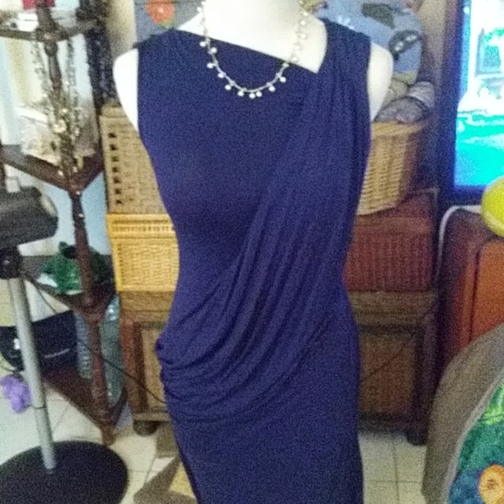 MAX STUDIO blue classy dress sleeveless dress with a pretty designed front